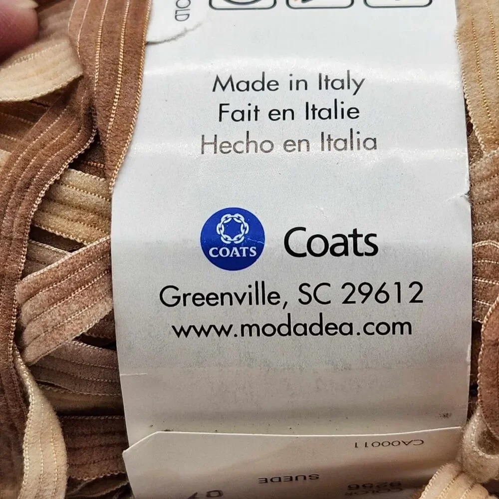 Moda Dea Ticker Tape Yarn 9256 Suede 50g 1.76 Oz 62 m 67 yd Italy NEW